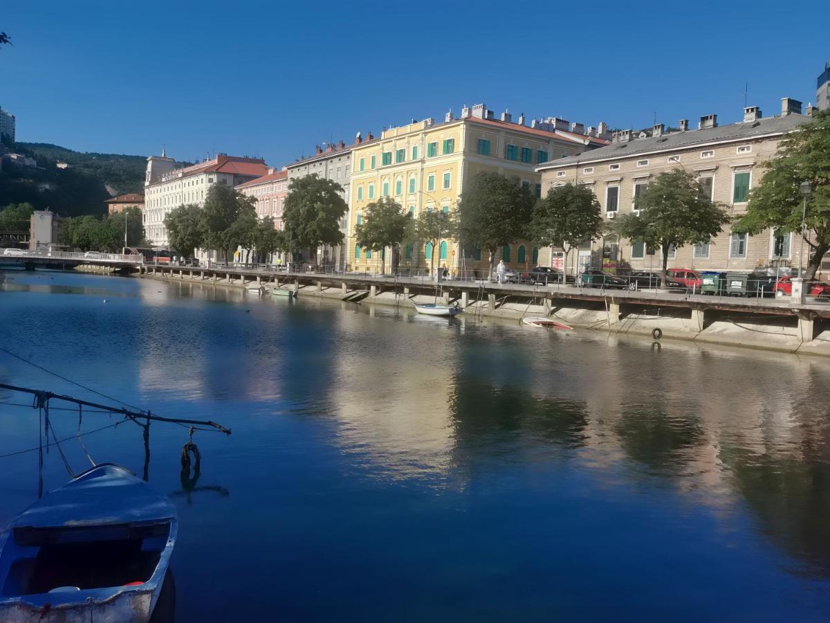 Little Flower City Studio 5 - Rijeka Rent 외부 사진